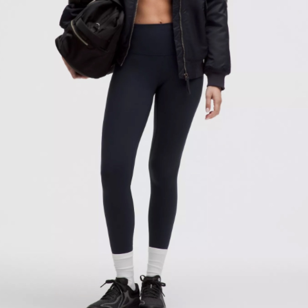 Lululemon wonder train high rise tight 28''